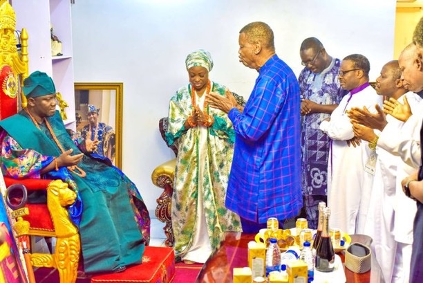 Pastor Adeboye visits Alaafin of Oyo