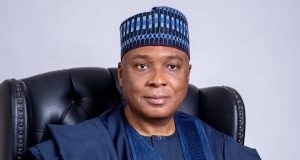 We’ll do it ourselves – Saraki replies Tinubu’s mockery We'll do it ourselves - Saraki replies Tinubu’s mockery