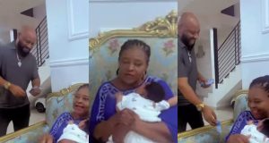 Adorable video of Judy Austin’s mum praying for newborn daughter Adorable video of Judy Austin’s mum praying for newborn daughter