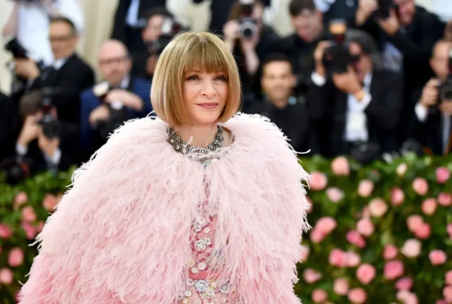 Anna Wintour steps down as editor-in-chief of Vogue