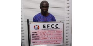 Court convicts man for hawking Naira notes