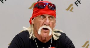 Hulk Hogan de.athbed rumors untrue Hulk Hogan de.athbed rumors untrue