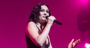 Jessie J diagnosed with bre.ast cancer Jessie J reveals early bre.ast cancer diagnosis