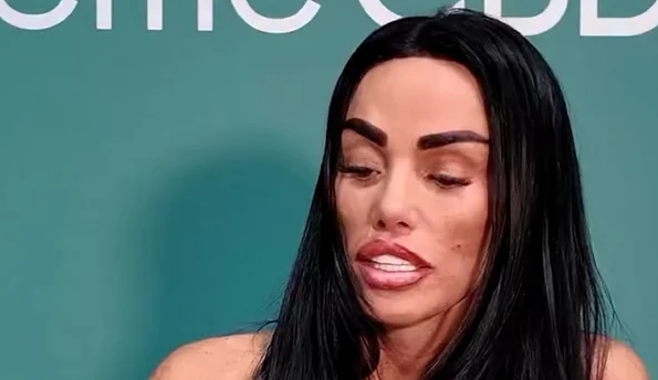 Katie Price shocks fans with extremely taut face Katie Price shocks fans with extremely taut face