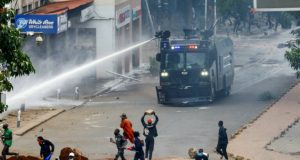 8 k!lled, 400 injured in Kenyan’s protest anniversary 8 k!lled, 400 injured in Kenyan's protest anniversary