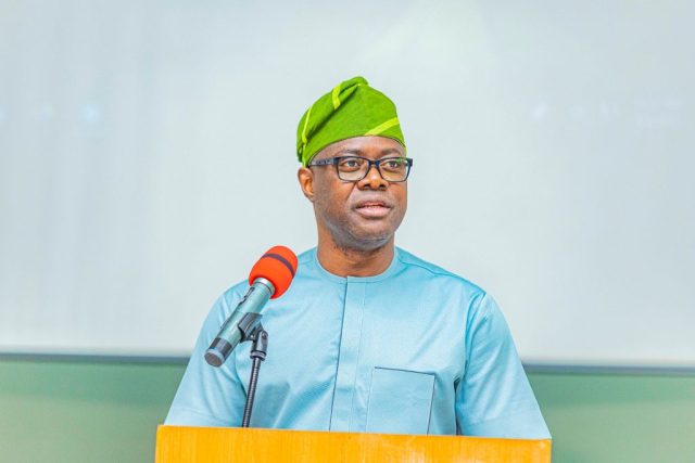 Makinde renames Poly Ibadan after late Olunloyo Makinde renames Poly Ibadan after late Olunloyo