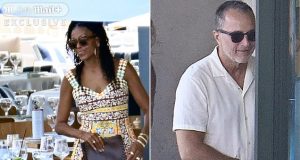 Michelle Obama enjoys intimate lunch with longtime male friend WITHOUT Barack Michelle Obama enjoys intimate lunch with longtime male friend WITHOUT Barack
