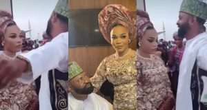 REACTIONS trail video of Akin Olaiya’s new wife’s facial expression at their wedding REACTIONS trail video of Akin Olaiya’s new wife’s facial expression at their wedding