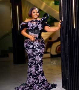 Seyi Edun releases new photos on her birthday 