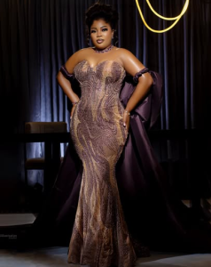 Seyi Edun releases new photos on her birthday 