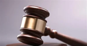 Two friends JAILED for stealing clothes Two friends JAILED for stealing clothes