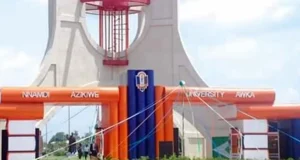 UNIZIK student jumps from 3-storey building & d!es UNIZIK student jumps from 3-storey building & d!es