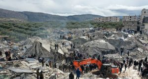 5.8-magnitude earthquake shakes Turkey 5.8-magnitude earthquake shakes Turkey