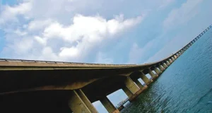 1200 Nigerians show interest as Film Director seeks people who can jump from 3rd mainland bridge into the Lagoon for N1m