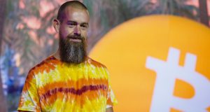 Jack Dorsey launches offline messaging app “Bitchat” Jack Dorsey launches offline messaging app
