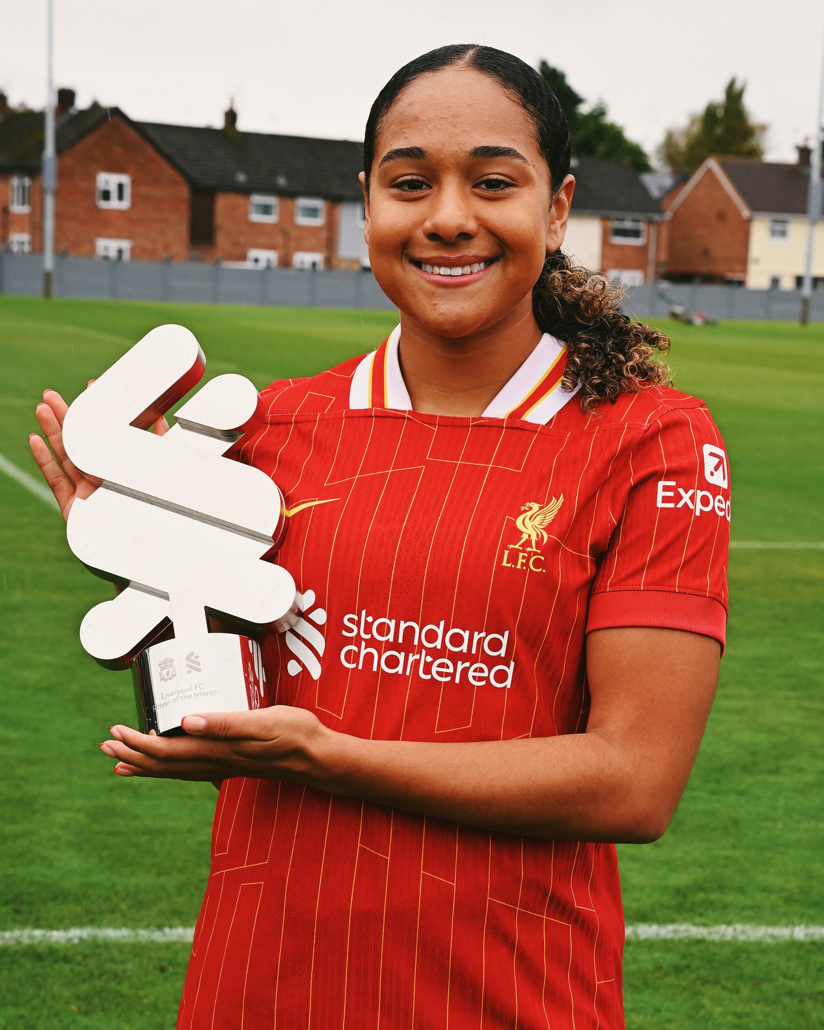 Arsenal Women sign Olivia Smith for a world record transfer fee