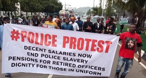 Retired Police officers stage nationwide protest Retired Police stage nationwide protest