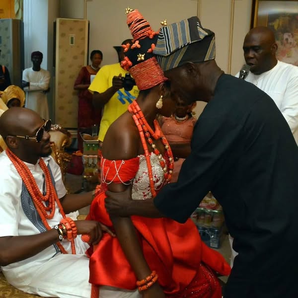 Photos of wedding ceremony between 2baba and Natasha emerge