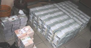 Court orders forfeiture of ₦653m undeclared cash to FG Court orders forfeiture of ₦653m undeclared cash to FG