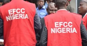 EFCC arrests 32 suspected Internet fraudsters EFCC arrests 32 suspected Internet fraudsters