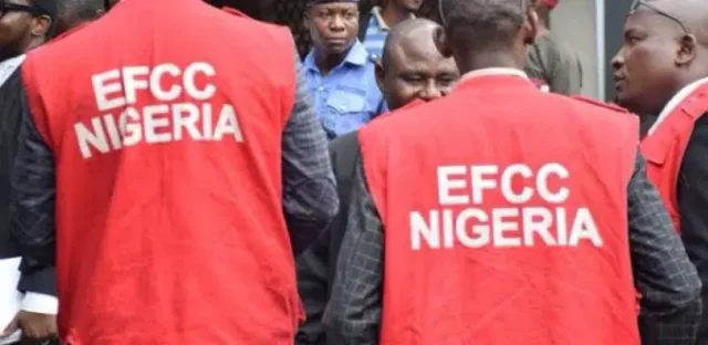 EFCC arrests 32 suspected Internet fraudsters EFCC arrests 32 suspected Internet fraudsters