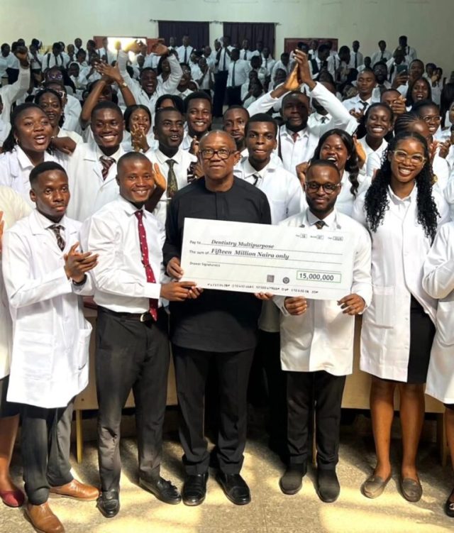 Peter Obi donates N15m to UNN dental students Peter Obi donates N15m to UNN dental students
