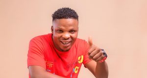 Ijoba Lande gifted a car and N4m Ijoba Lande gifted a car and N4m