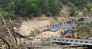 Texas flood de.ath toll hits 82 Texas flood de.ath toll hits @ least 82