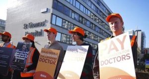 UK doctors begin five-day STRIKE UK doctors begin five-day STRIKE