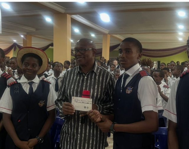 Peter Obi donates N10m to anambra school for international debate win Peter Obi donates N10m to anambra school for international debate win