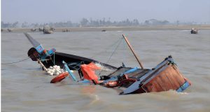 3 d!e, 17 injure in Borno canoe mishap 3 d!e, 17 injure in Borno canoe mishap