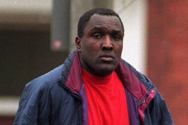 Bodybuilder Akinwale Arobieke found de.ad