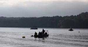 Mum throws 4-year old son into lake as offering Mum throws 4-year old son into lake as offering