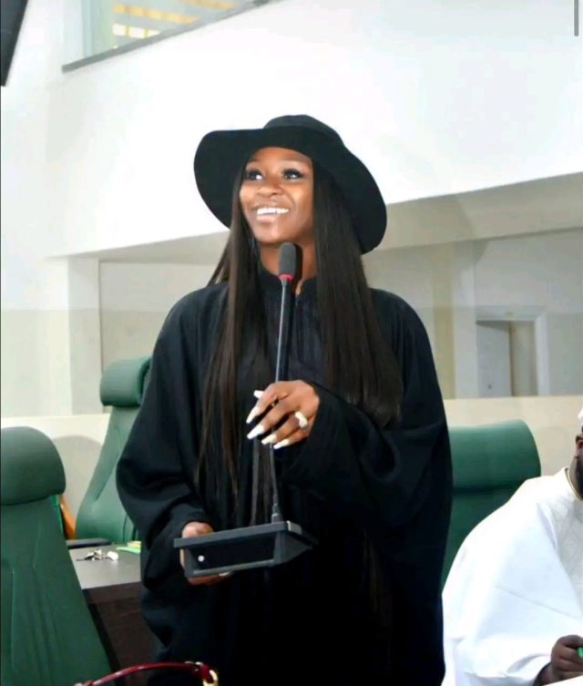 2Baba's wife, Natasha Osawaru shows off wedding ring