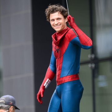 Tom Holland hospitalized after stunt accident on Spiderman set Tom Holland hospitalized after stunt accident on Spiderman set