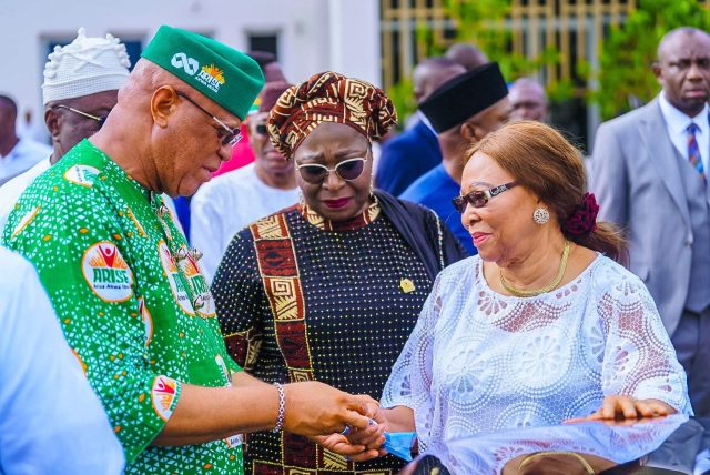 Gov Umo Eno gifts luxury SUVs to former Akwa Ibom deputy governors