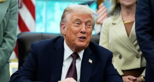 Donald Trump says he will sue New York Times for $15bn