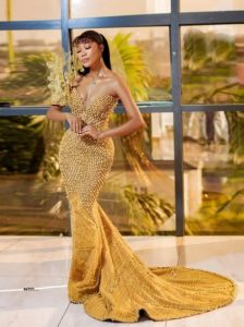 Lizzy Jay celebrates 30th birthday with new photos 