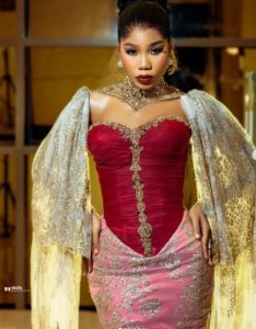 Lizzy Jay celebrates 30th birthday with new photos 