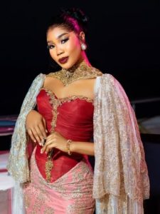Lizzy Jay celebrates 30th birthday with new photos 