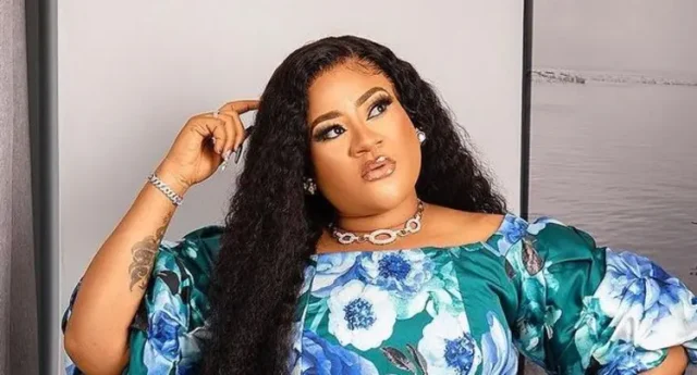 Nkechi Blessing THROWS IT BACK Nkechi Blessing THROWS IT BACK