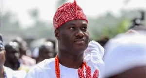 Ooni & Ile-Ife residents clash over alleged extortion Ooni & Ile-Ife residents clash over alleged extortion