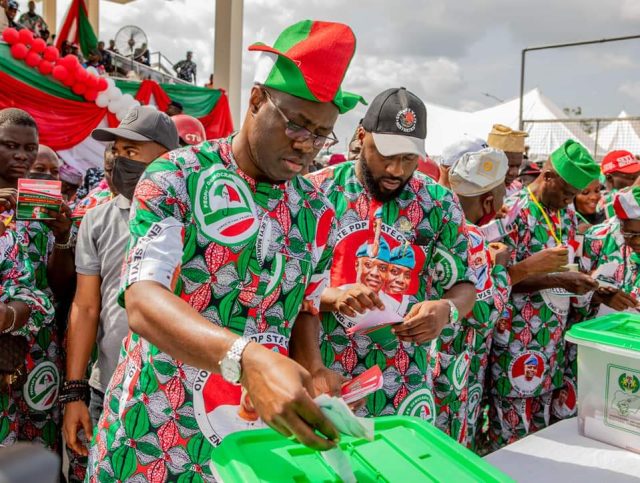 Oyo PDP re-elects chairman Oyo PDP re-elects chairman