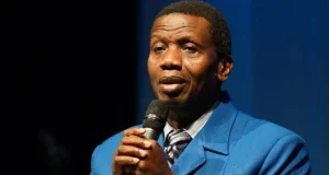 Proffer solutions to your leaders, don’t just criticize – Pastor Adeboye Proffer solutions to your leaders, don't just criticize - Pastor Adeboye