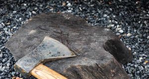 Boy attacks parents with AXE because he doesn’t want to go to school no more