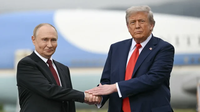 Trump vows to punish Putin, Russia