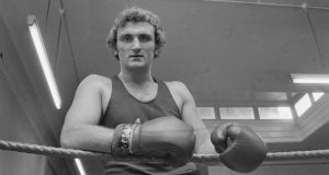 Former heavyweight boxer Joe Bugner is de.ad Two-time Ali challenger Bugner d!es aged 75
