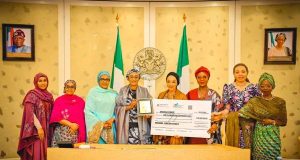 Enugu wins N100m as Nigeria’s cleanest state Enugu wins N100m as Nigeria’s cleanest state