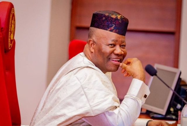 Senate swears in two new senators