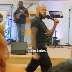 Dani Alves becomes a church preacher